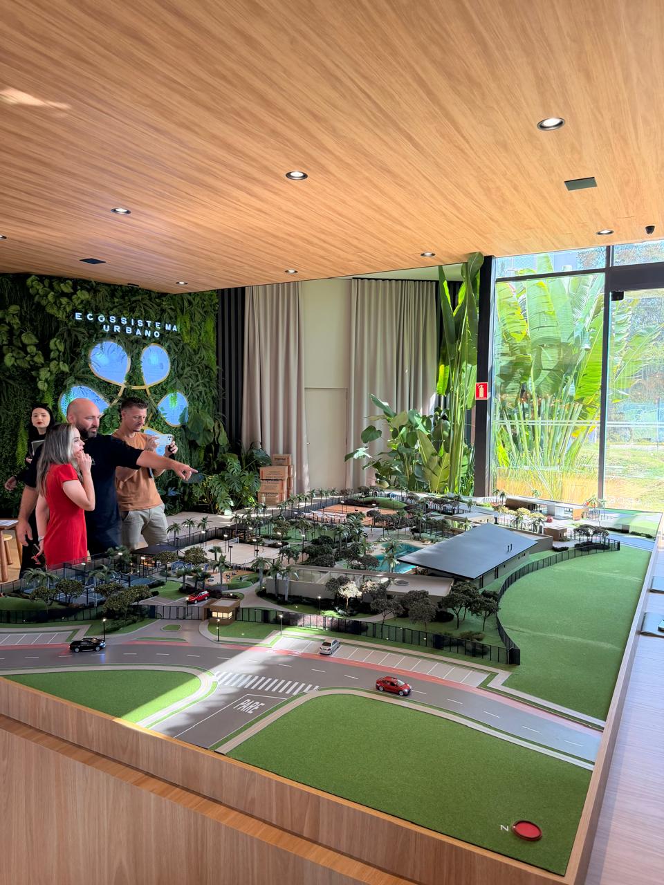 Showroom The Garden New Edition 2
